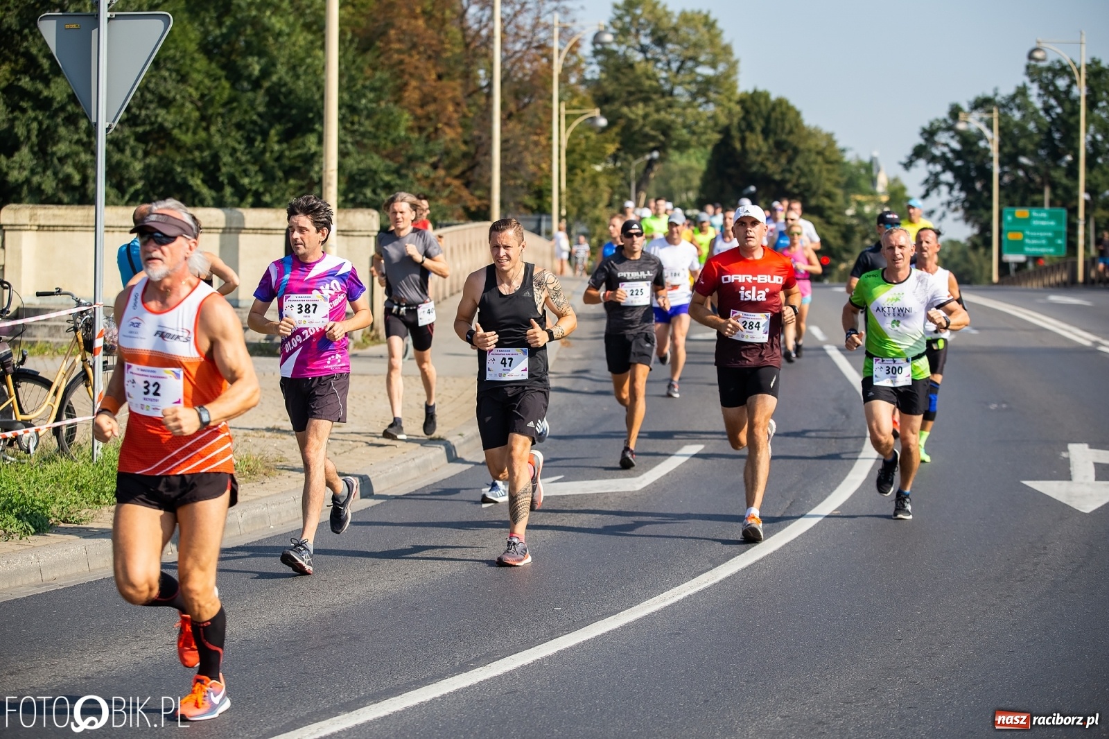 Zdjęcie w galerii na portalu naszraciborz.pl: Kenijczycy zdominowali Półmaraton Rafako [FOTO i WIDEO]  wiadomości z regionu