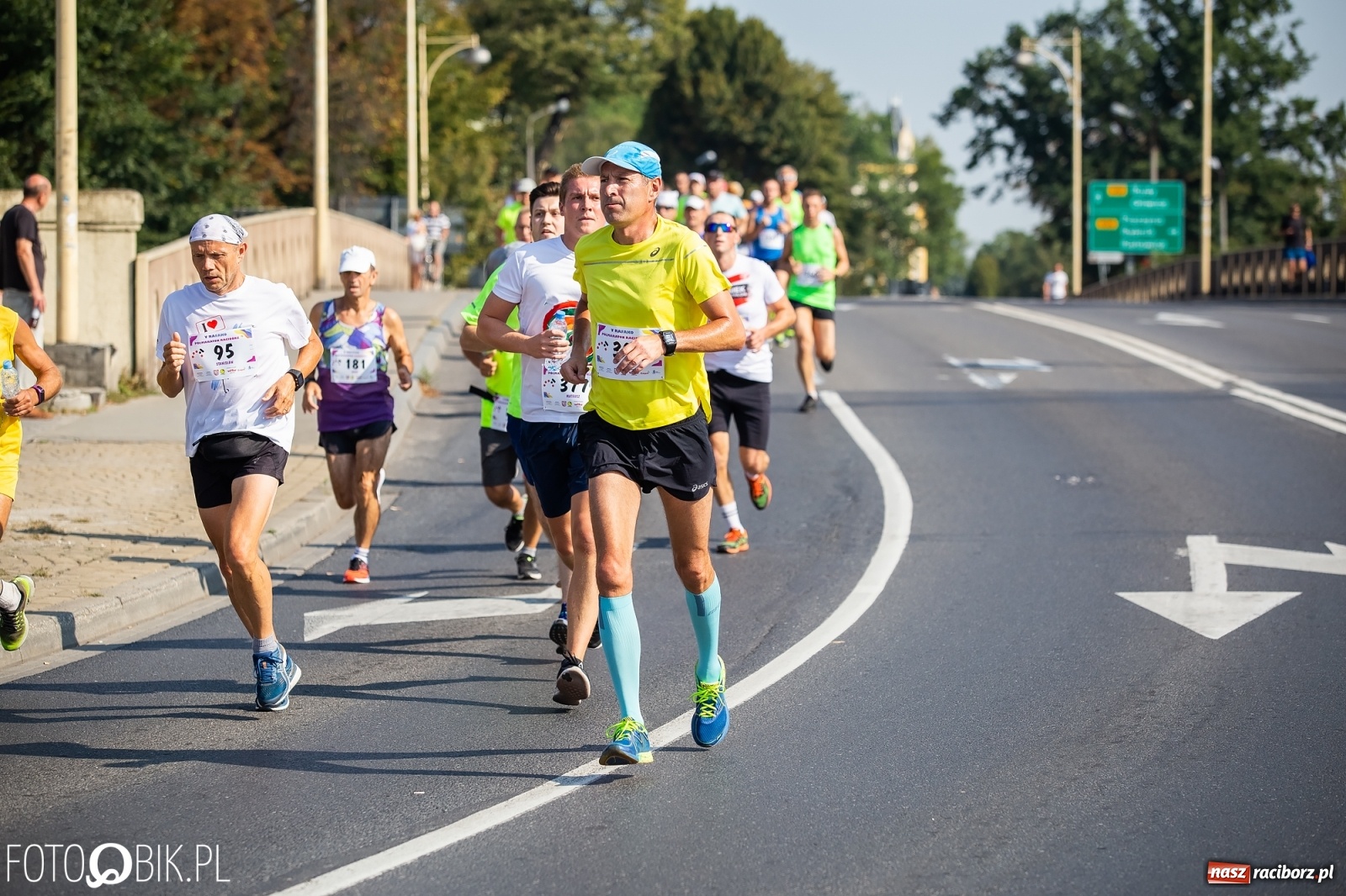 Zdjęcie w galerii na portalu naszraciborz.pl: Kenijczycy zdominowali Półmaraton Rafako [FOTO i WIDEO]  wiadomości z regionu