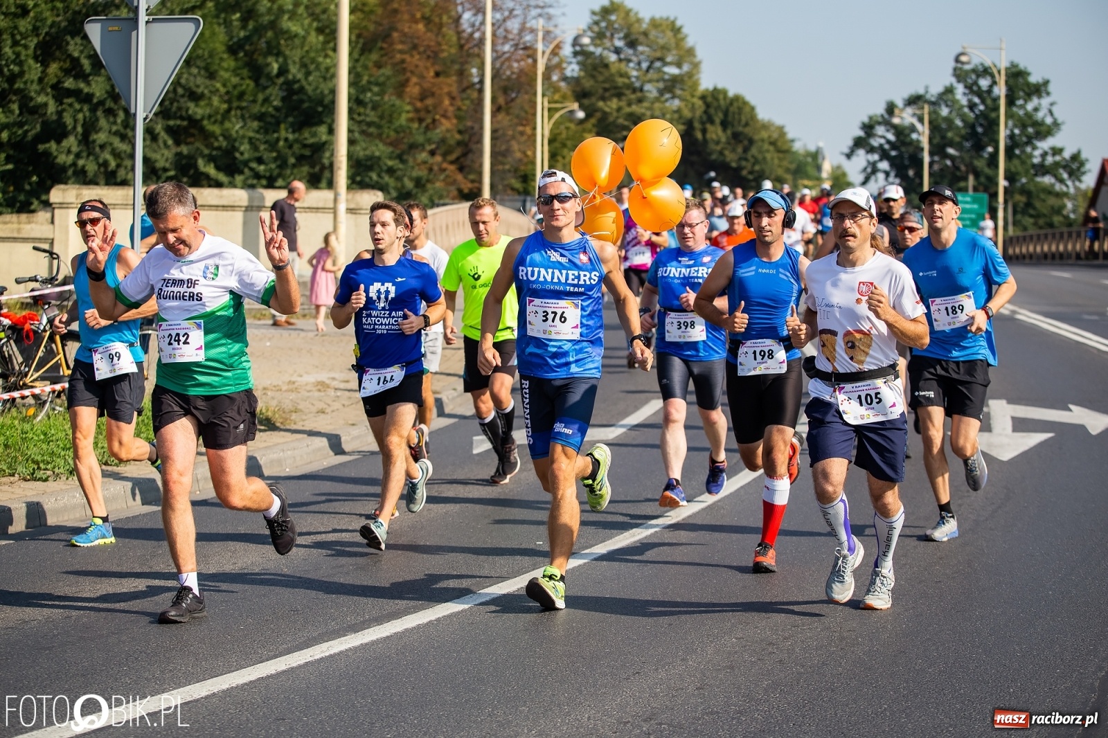 Zdjęcie w galerii na portalu naszraciborz.pl: Kenijczycy zdominowali Półmaraton Rafako [FOTO i WIDEO]  wiadomości z regionu