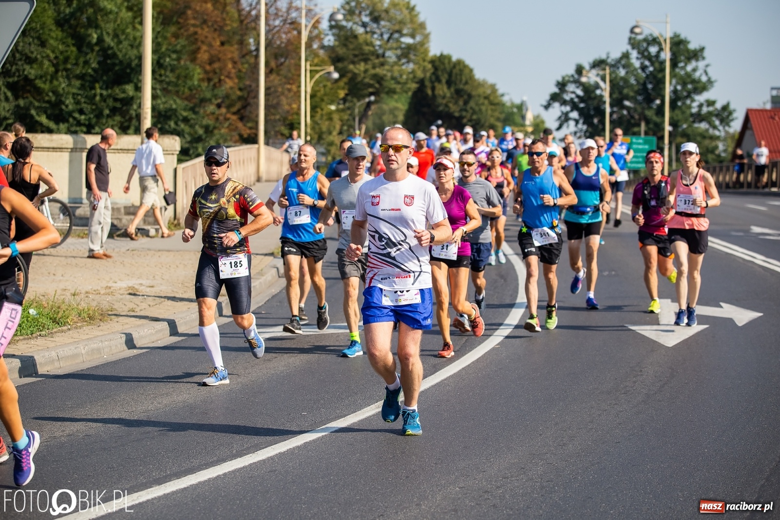 Zdjęcie w galerii na portalu naszraciborz.pl: Kenijczycy zdominowali Półmaraton Rafako [FOTO i WIDEO]  wiadomości z regionu