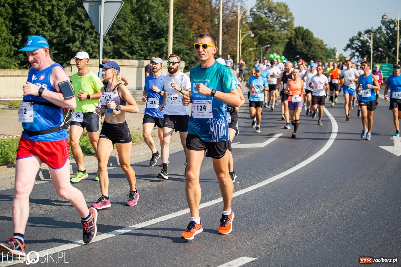 Zdjęcie w galerii na portalu naszraciborz.pl: Kenijczycy zdominowali Półmaraton Rafako [FOTO i WIDEO]  wiadomości z regionu