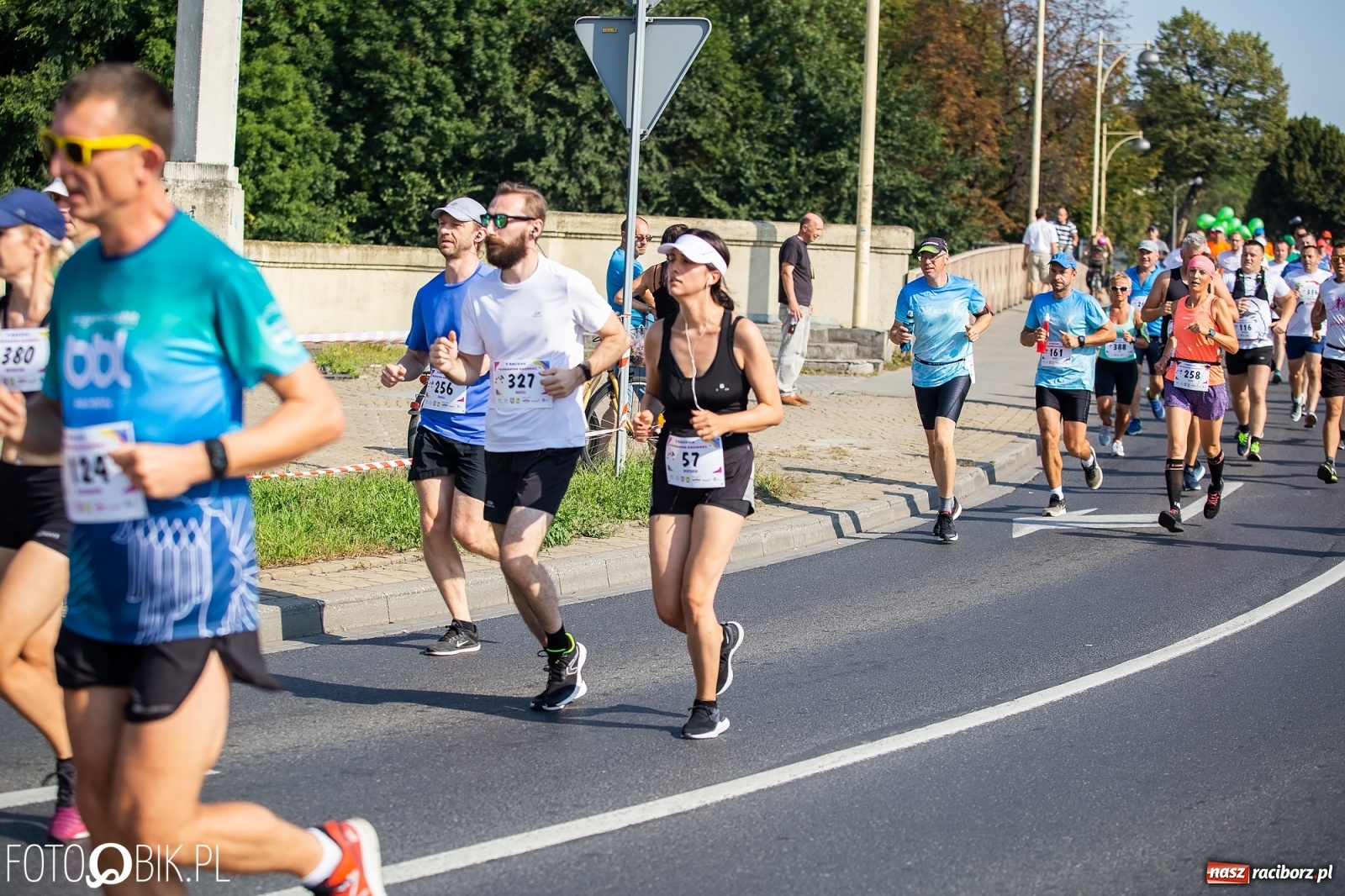 Zdjęcie w galerii na portalu naszraciborz.pl: Kenijczycy zdominowali Półmaraton Rafako [FOTO i WIDEO]  wiadomości z regionu