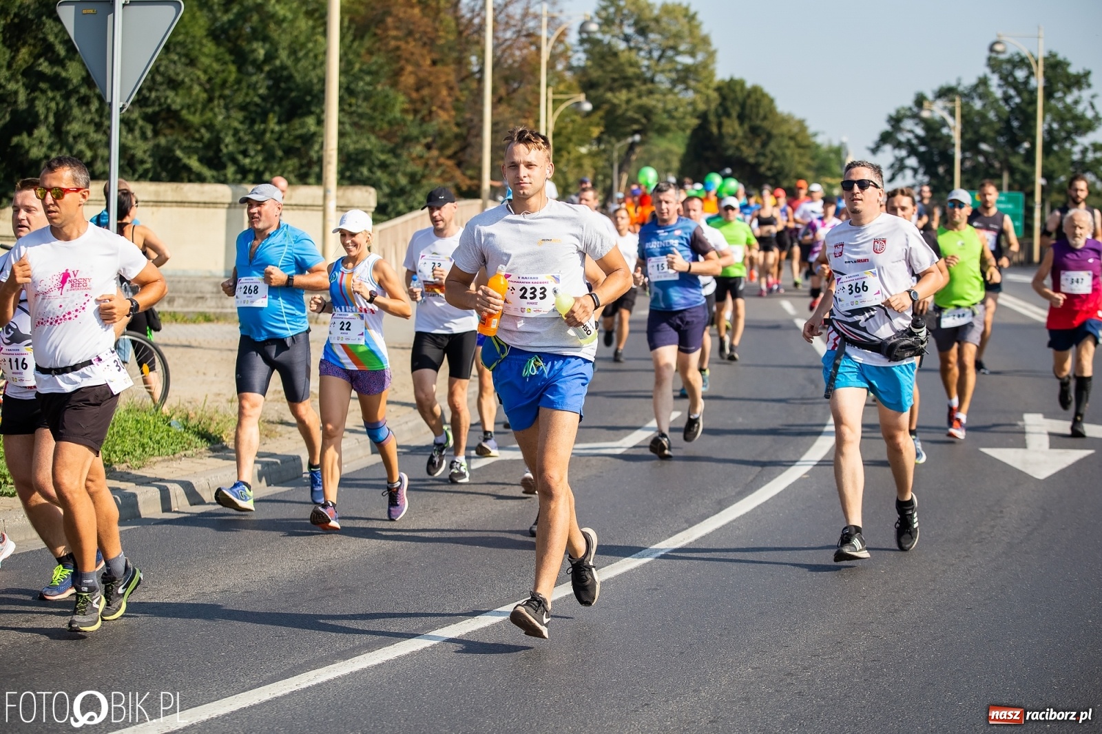 Zdjęcie w galerii na portalu naszraciborz.pl: Kenijczycy zdominowali Półmaraton Rafako [FOTO i WIDEO]  wiadomości z regionu