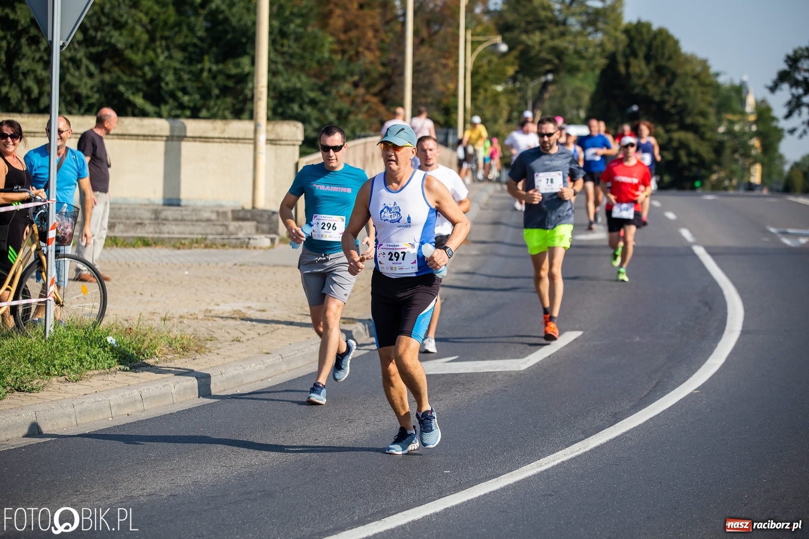 Zdjęcie w galerii na portalu naszraciborz.pl: Kenijczycy zdominowali Półmaraton Rafako [FOTO i WIDEO]  wiadomości z regionu