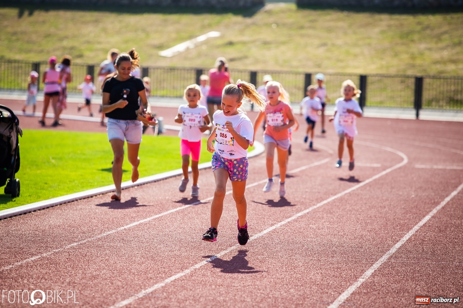 Zdjęcie w galerii na portalu naszraciborz.pl: Kenijczycy zdominowali Półmaraton Rafako [FOTO i WIDEO]  wiadomości z regionu