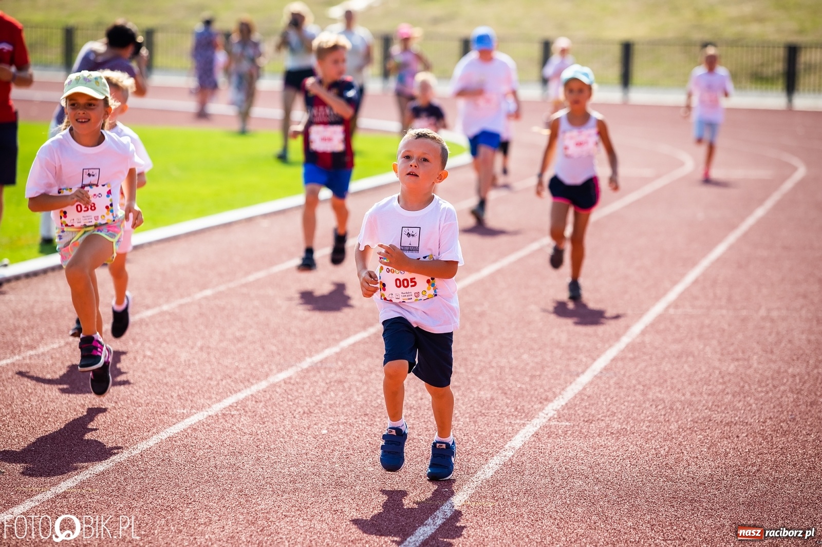 Zdjęcie w galerii na portalu naszraciborz.pl: Kenijczycy zdominowali Półmaraton Rafako [FOTO i WIDEO]  wiadomości z regionu