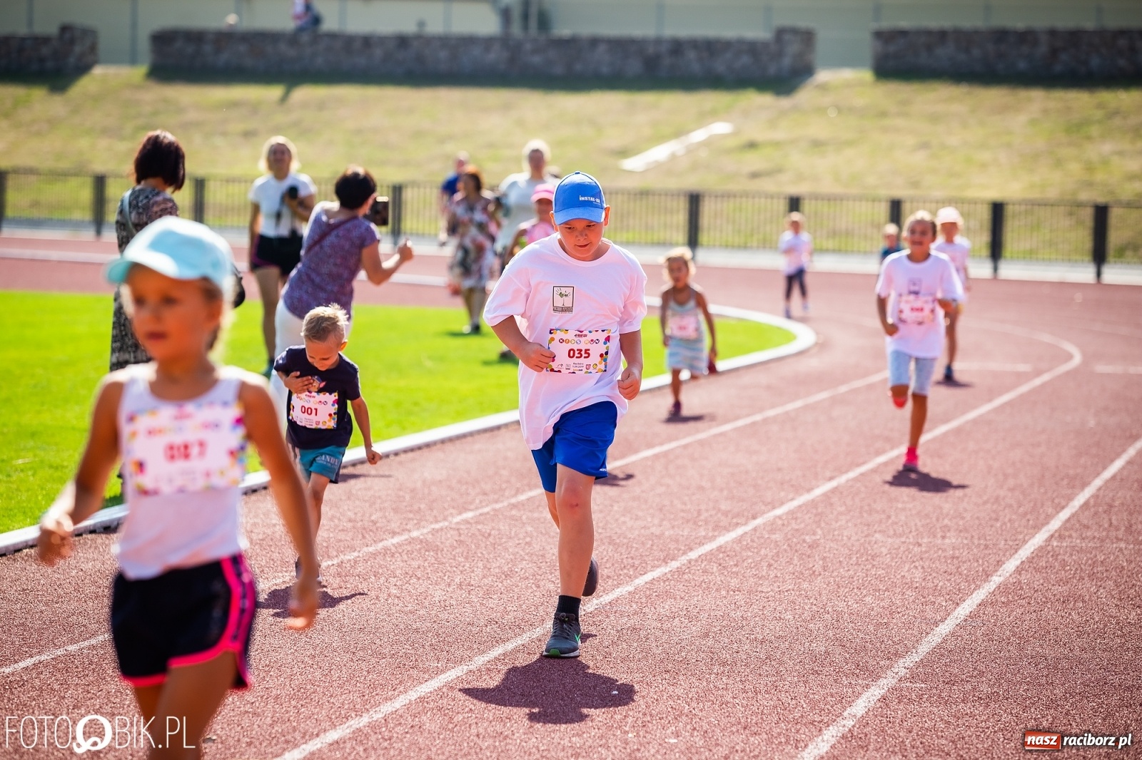 Zdjęcie w galerii na portalu naszraciborz.pl: Kenijczycy zdominowali Półmaraton Rafako [FOTO i WIDEO]  wiadomości z regionu