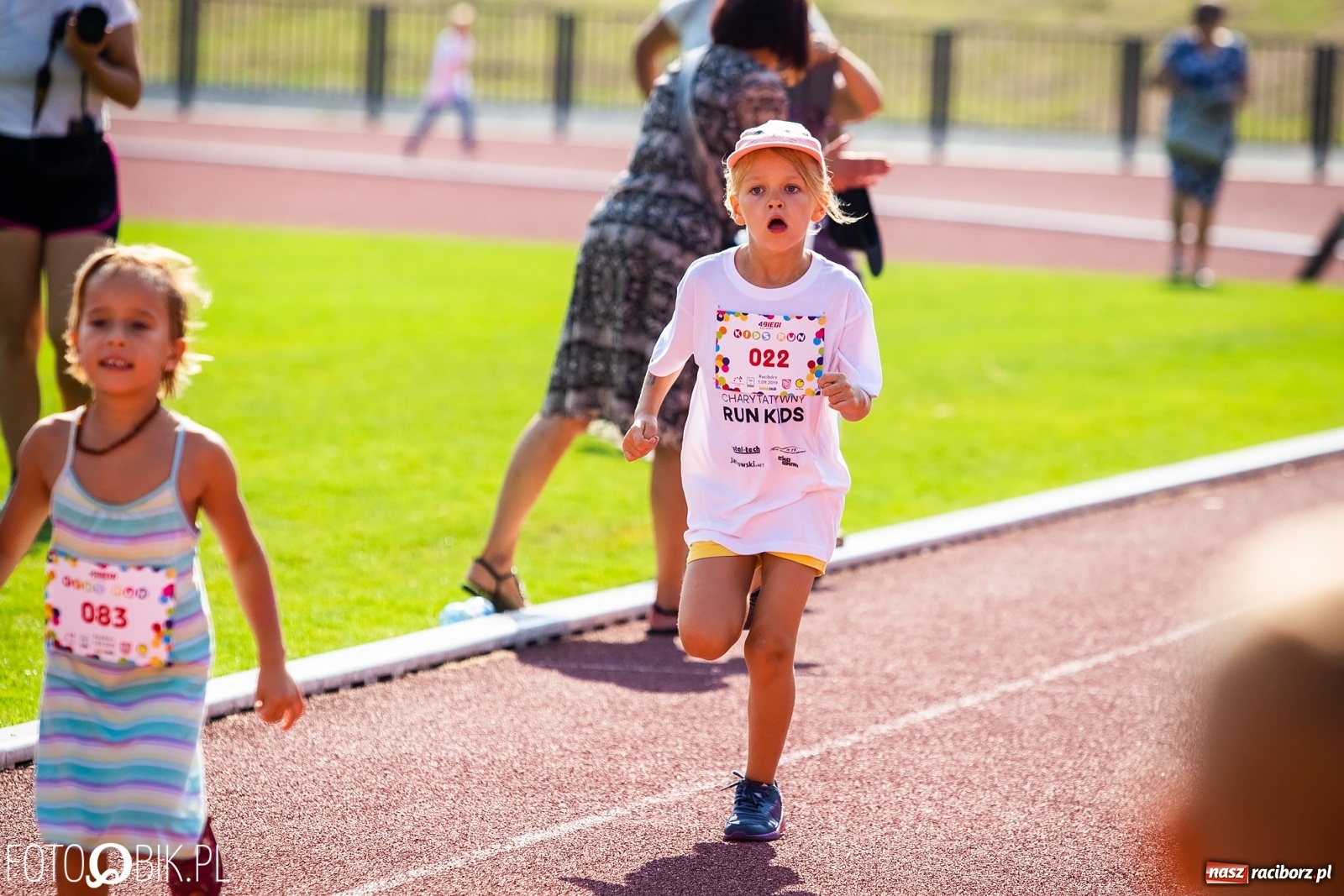 Zdjęcie w galerii na portalu naszraciborz.pl: Kenijczycy zdominowali Półmaraton Rafako [FOTO i WIDEO]  wiadomości z regionu