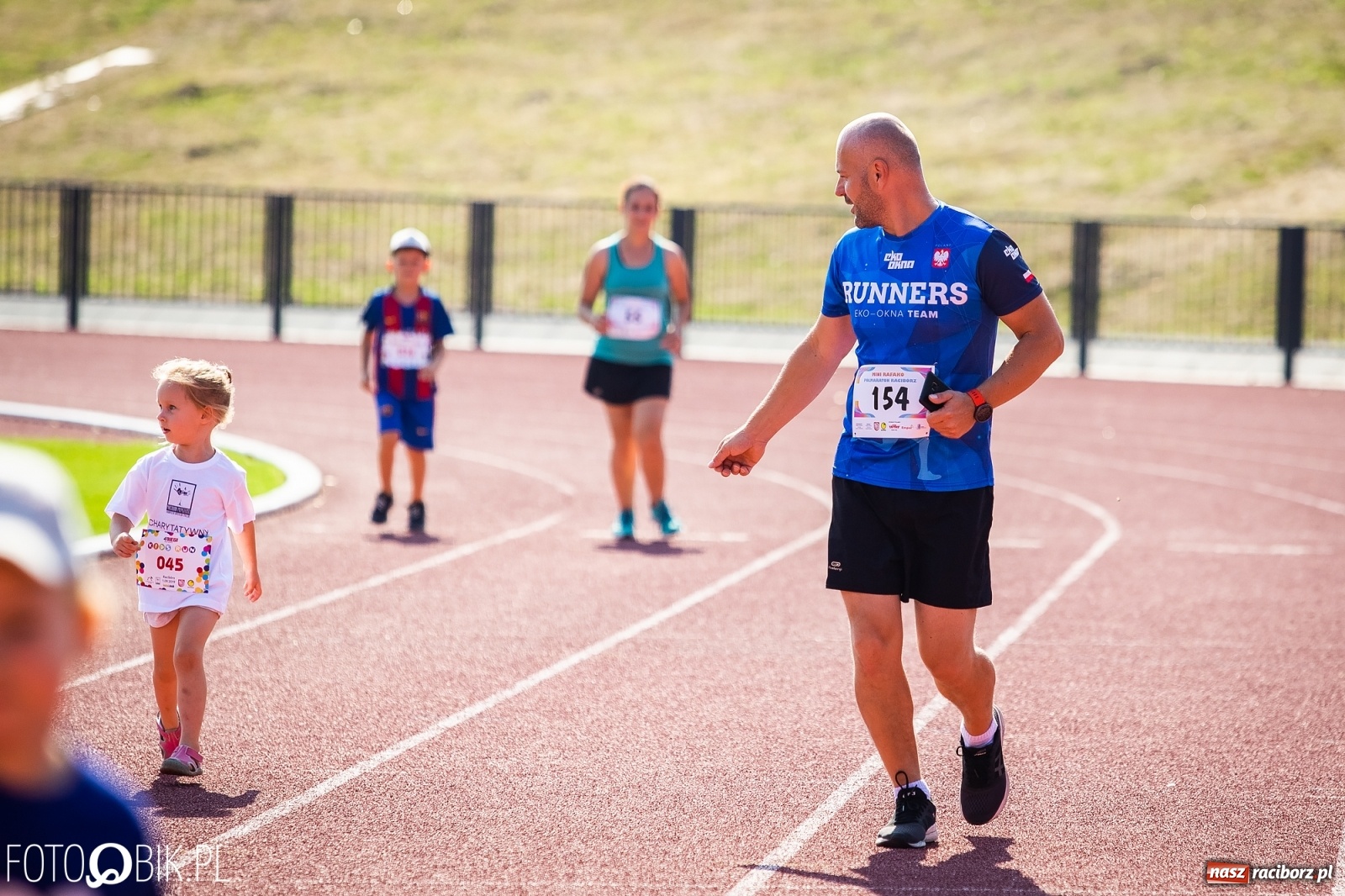 Zdjęcie w galerii na portalu naszraciborz.pl: Kenijczycy zdominowali Półmaraton Rafako [FOTO i WIDEO]  wiadomości z regionu