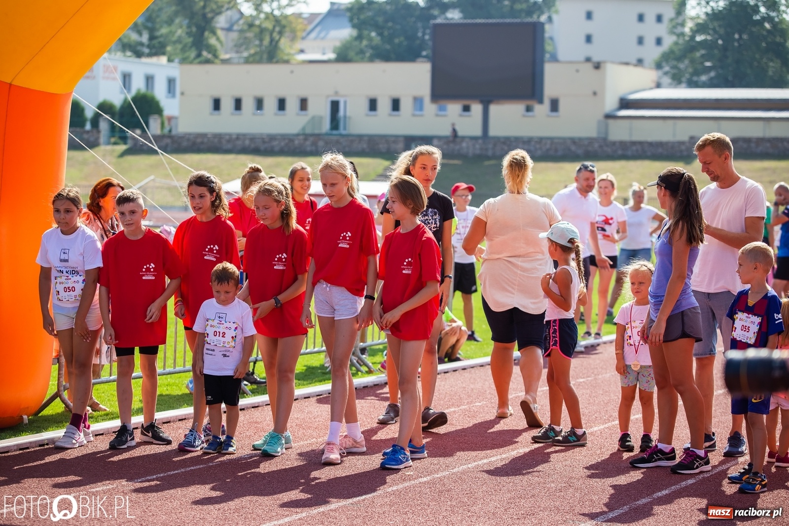 Zdjęcie w galerii na portalu naszraciborz.pl: Kenijczycy zdominowali Półmaraton Rafako [FOTO i WIDEO]  wiadomości z regionu