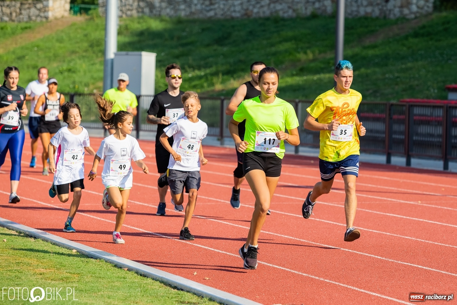 Zdjęcie w galerii na portalu naszraciborz.pl: Mini RAFAKO Półmaraton Racibórz [FOTO i WIDEO]  wiadomości z regionu