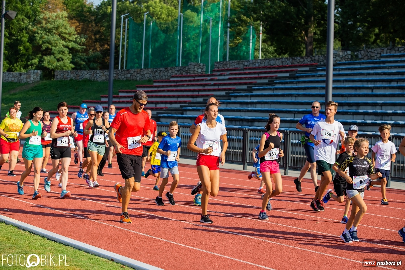 Zdjęcie w galerii na portalu naszraciborz.pl: Mini RAFAKO Półmaraton Racibórz [FOTO i WIDEO]  wiadomości z regionu