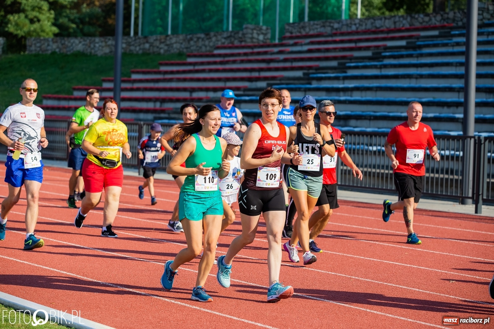 Zdjęcie w galerii na portalu naszraciborz.pl: Mini RAFAKO Półmaraton Racibórz [FOTO i WIDEO]  wiadomości z regionu