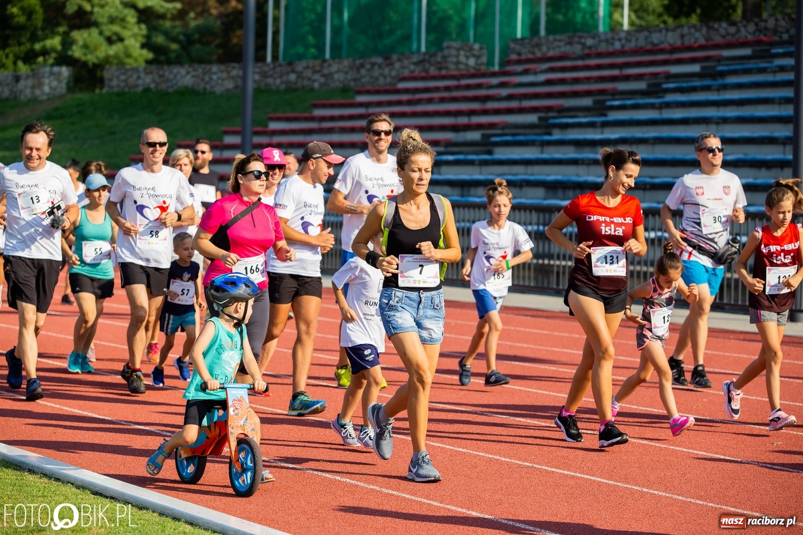 Zdjęcie w galerii na portalu naszraciborz.pl: Mini RAFAKO Półmaraton Racibórz [FOTO i WIDEO]  wiadomości z regionu