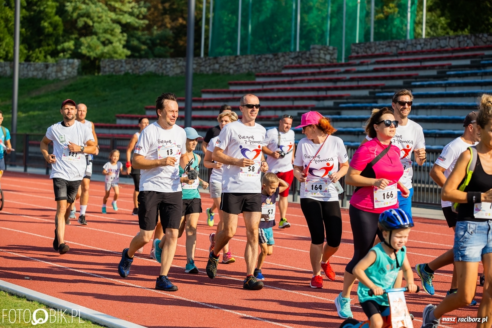 Zdjęcie w galerii na portalu naszraciborz.pl: Mini RAFAKO Półmaraton Racibórz [FOTO i WIDEO]  wiadomości z regionu