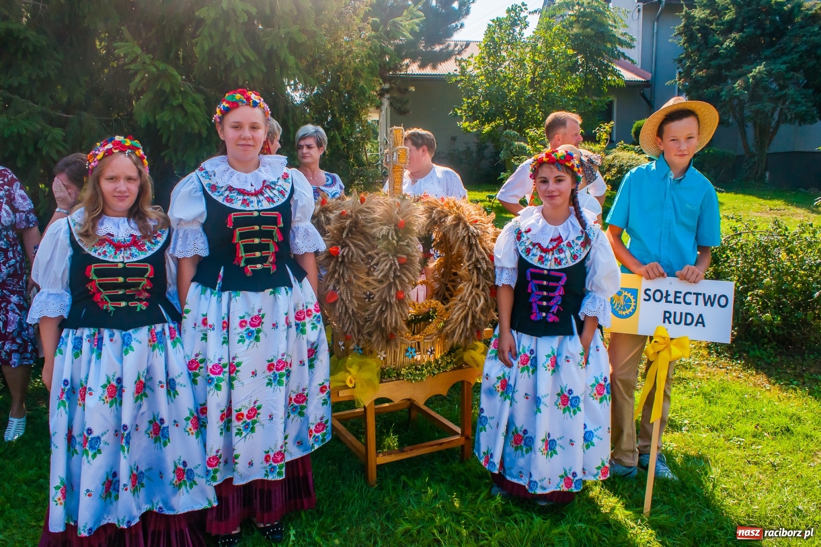 Zdjęcie w galerii na portalu naszraciborz.pl: Gmina Kuźnia Raciborska dziękuje za plony w Turzu [FOTO i WIDEO] wiadomości z regionu