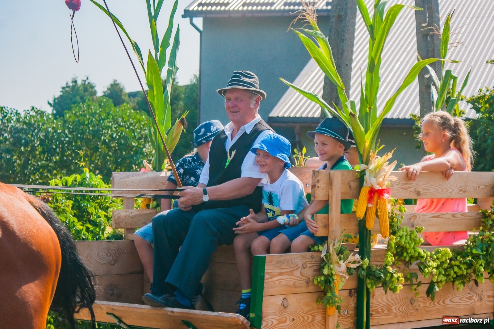 Zdjęcie w galerii na portalu naszraciborz.pl: Gmina Kuźnia Raciborska dziękuje za plony w Turzu [FOTO i WIDEO] wiadomości z regionu