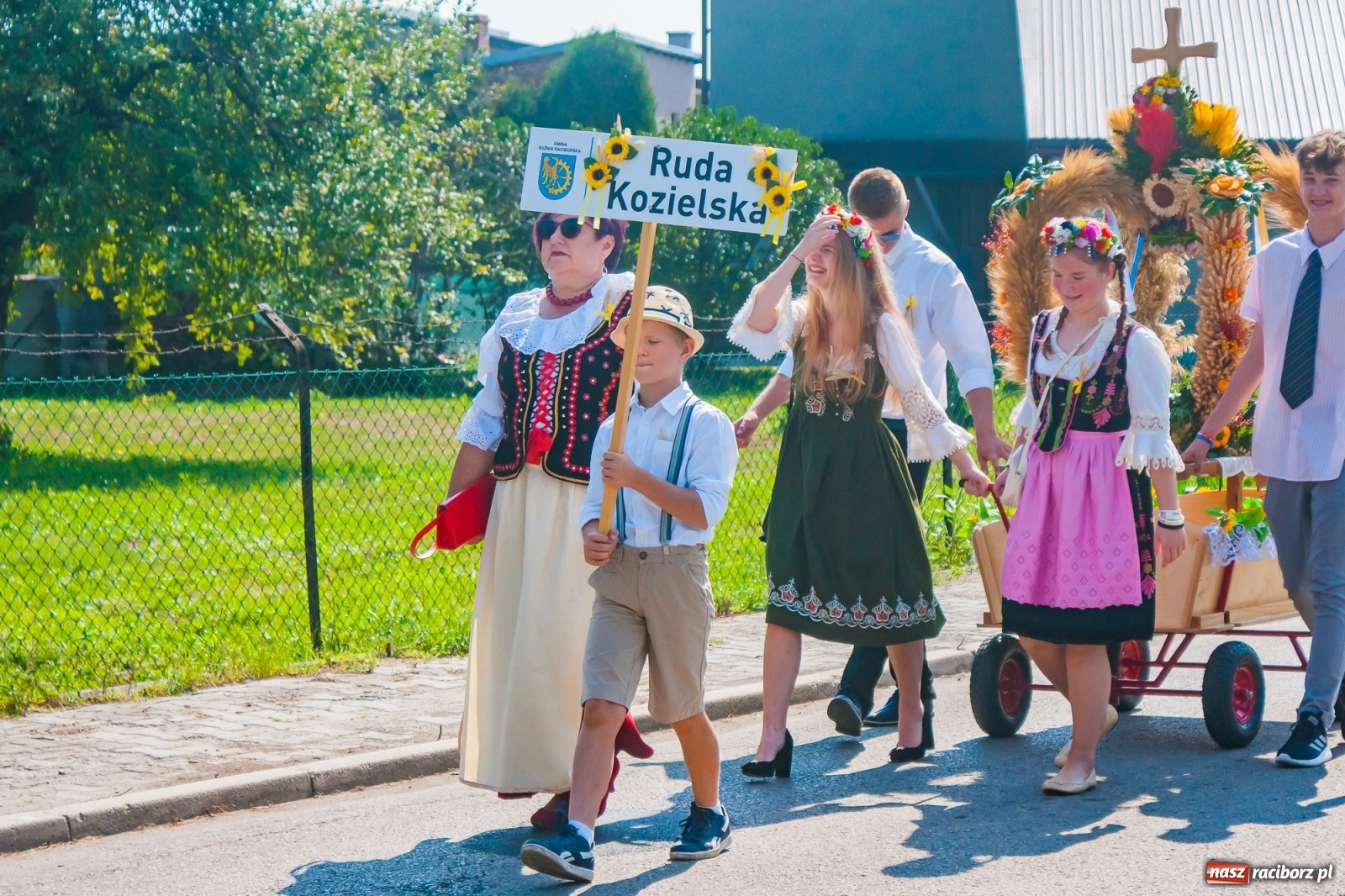 Zdjęcie w galerii na portalu naszraciborz.pl: Gmina Kuźnia Raciborska dziękuje za plony w Turzu [FOTO i WIDEO] wiadomości z regionu