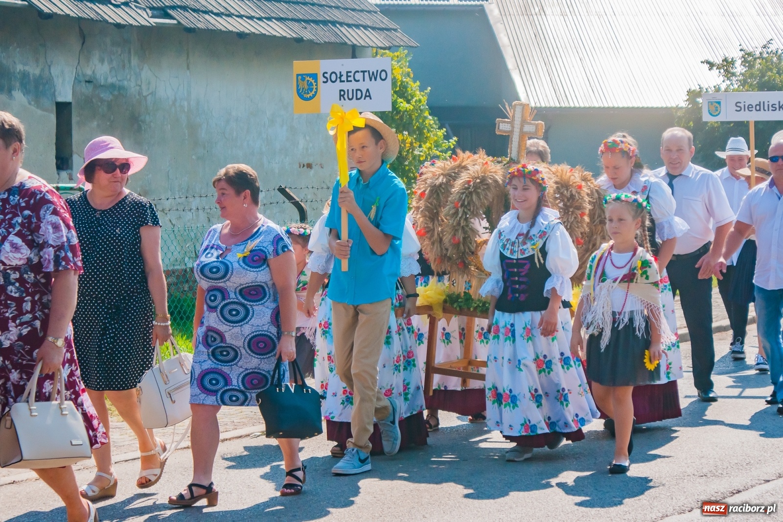 Zdjęcie w galerii na portalu naszraciborz.pl: Gmina Kuźnia Raciborska dziękuje za plony w Turzu [FOTO i WIDEO] wiadomości z regionu