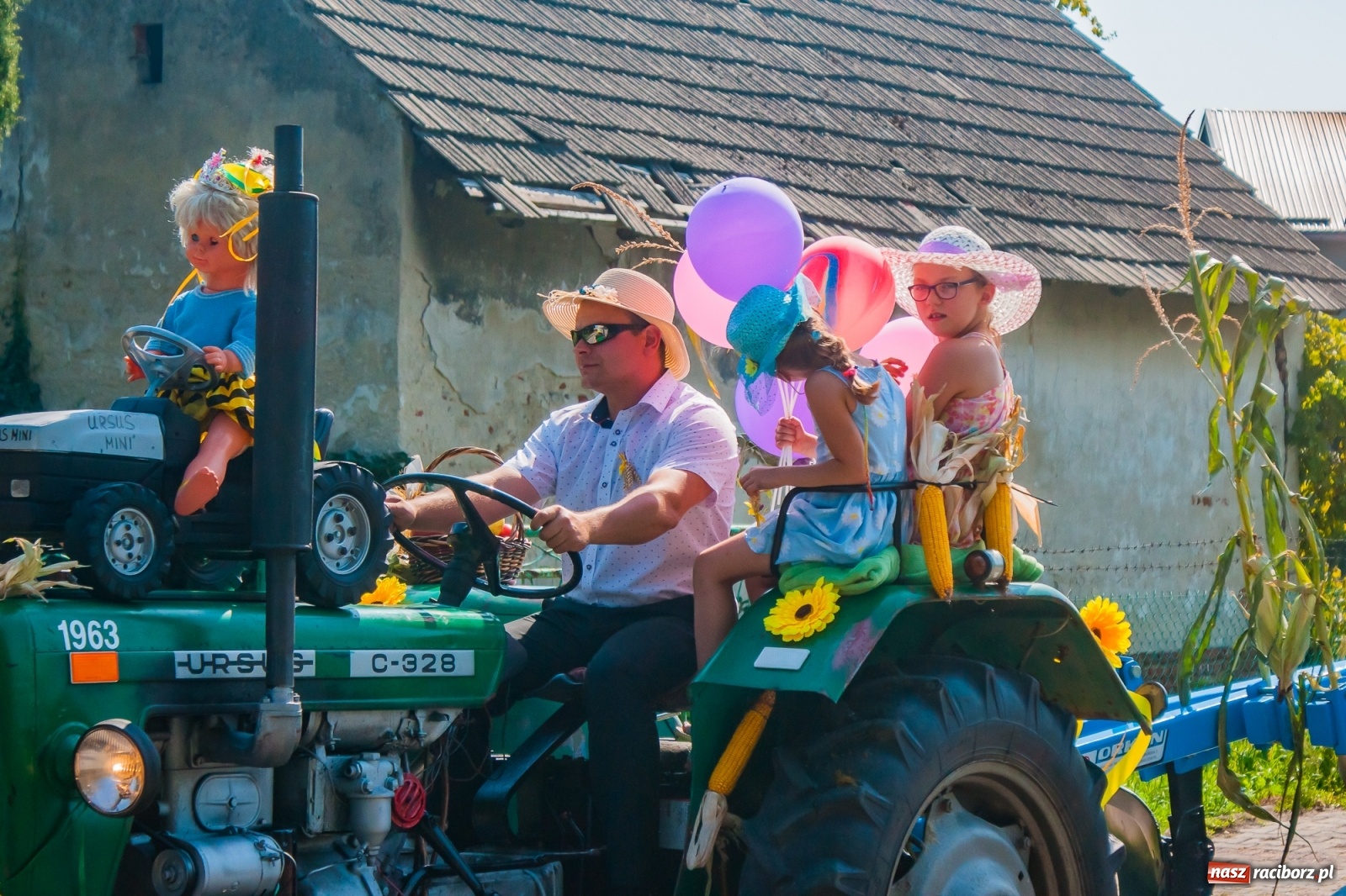 Zdjęcie w galerii na portalu naszraciborz.pl: Gmina Kuźnia Raciborska dziękuje za plony w Turzu [FOTO i WIDEO] wiadomości z regionu