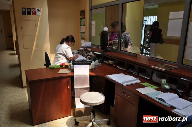 Zdjęcie w galerii na portalu naszraciborz.pl: Limity w poradniach wciąż za małe wiadomości z regionu