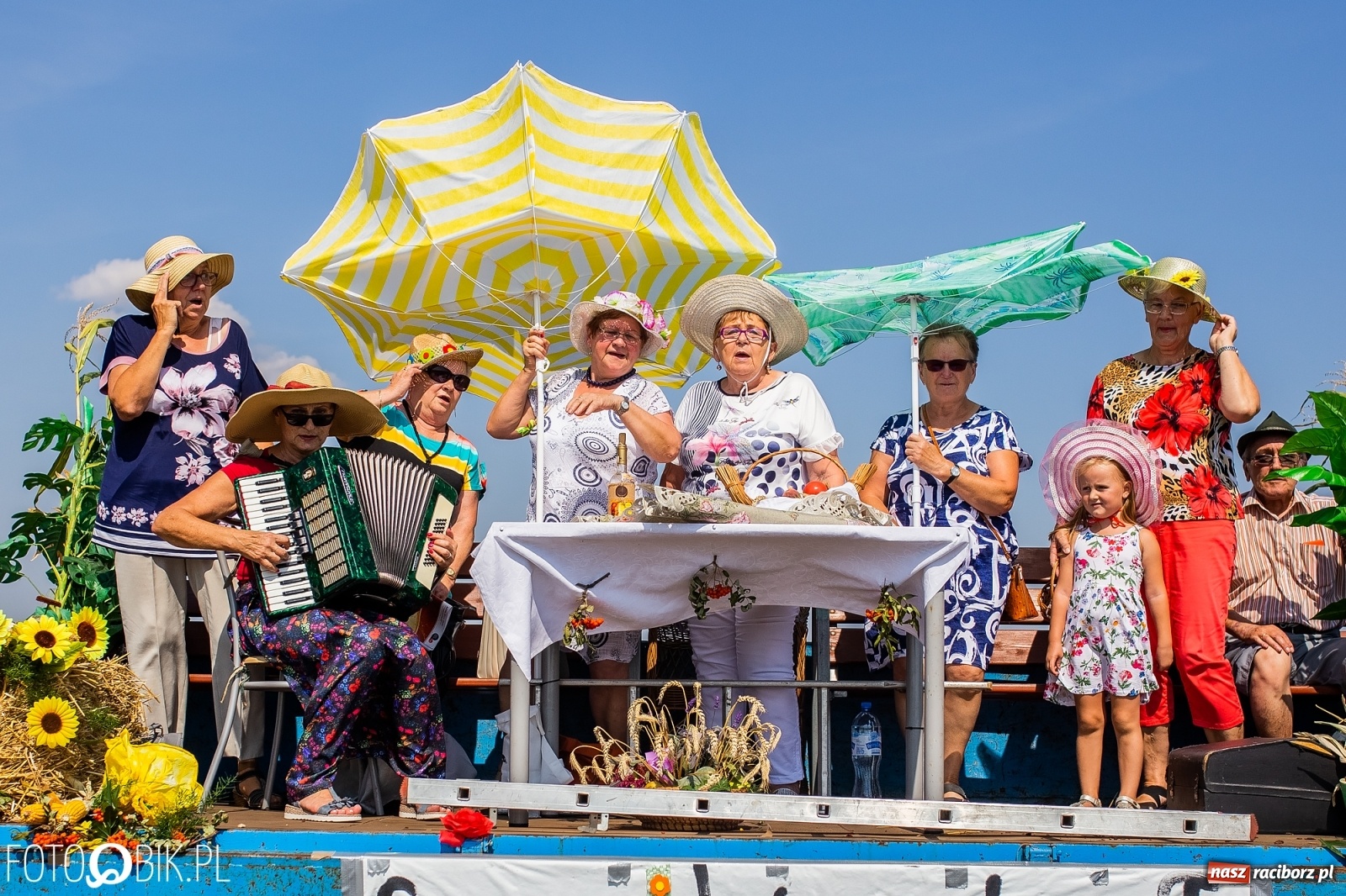 Zdjęcie w galerii na portalu naszraciborz.pl: Dożynki w Pietraszynie. Gmina Krzanowice to rolnicza potęga [FOTO i WIDEO] wiadomości z regionu