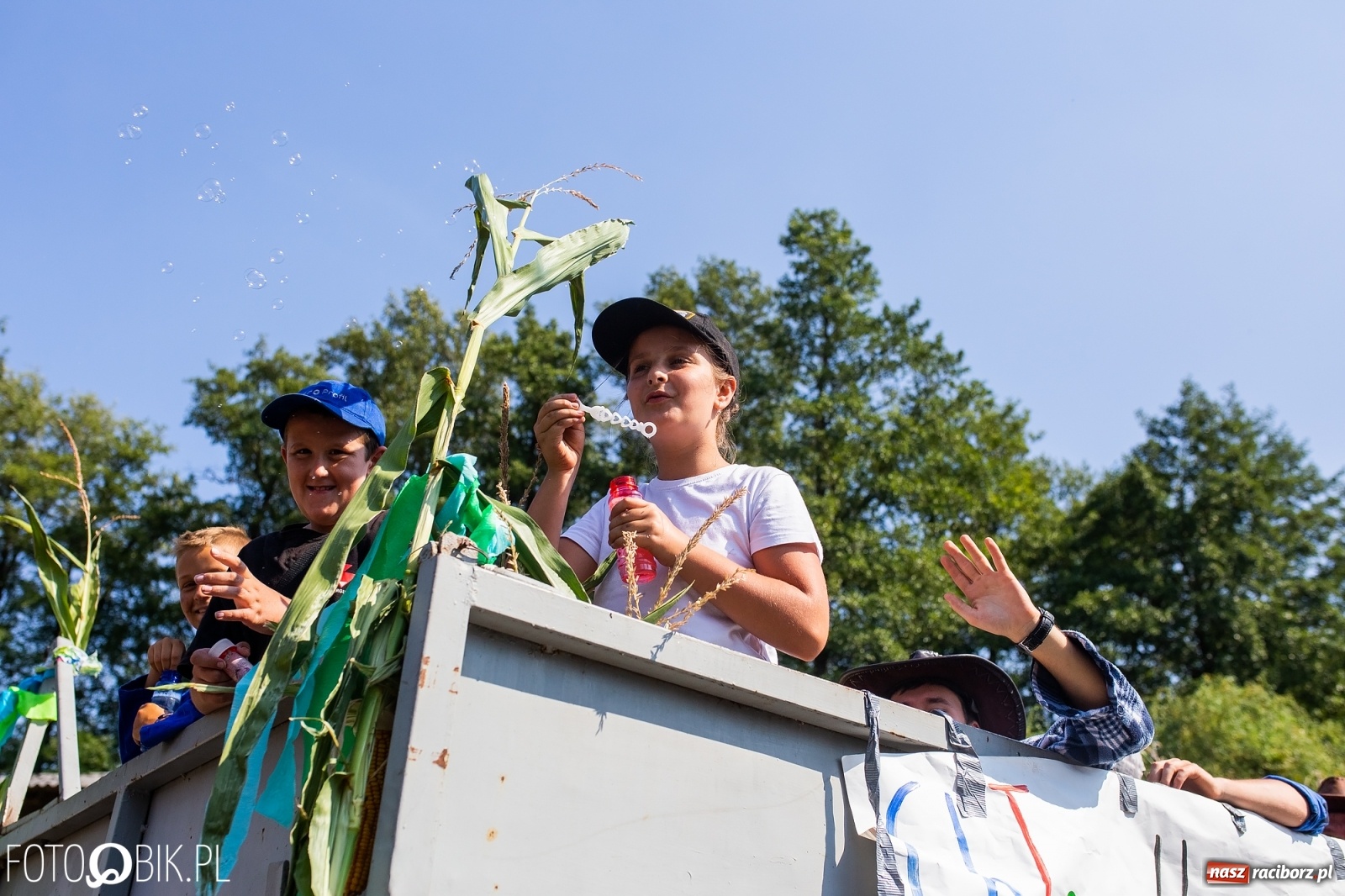 Zdjęcie w galerii na portalu naszraciborz.pl: Dożynki w Pietraszynie. Gmina Krzanowice to rolnicza potęga [FOTO i WIDEO] wiadomości z regionu
