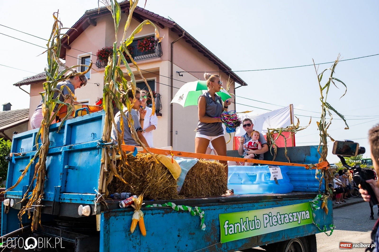 Zdjęcie w galerii na portalu naszraciborz.pl: Dożynki w Pietraszynie. Gmina Krzanowice to rolnicza potęga [FOTO i WIDEO] wiadomości z regionu