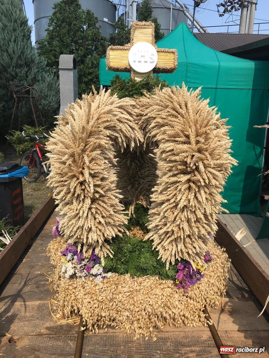 Zdjęcie w galerii na portalu naszraciborz.pl: Dożynki w Cyprzanowie [WIDEO] wiadomości z regionu