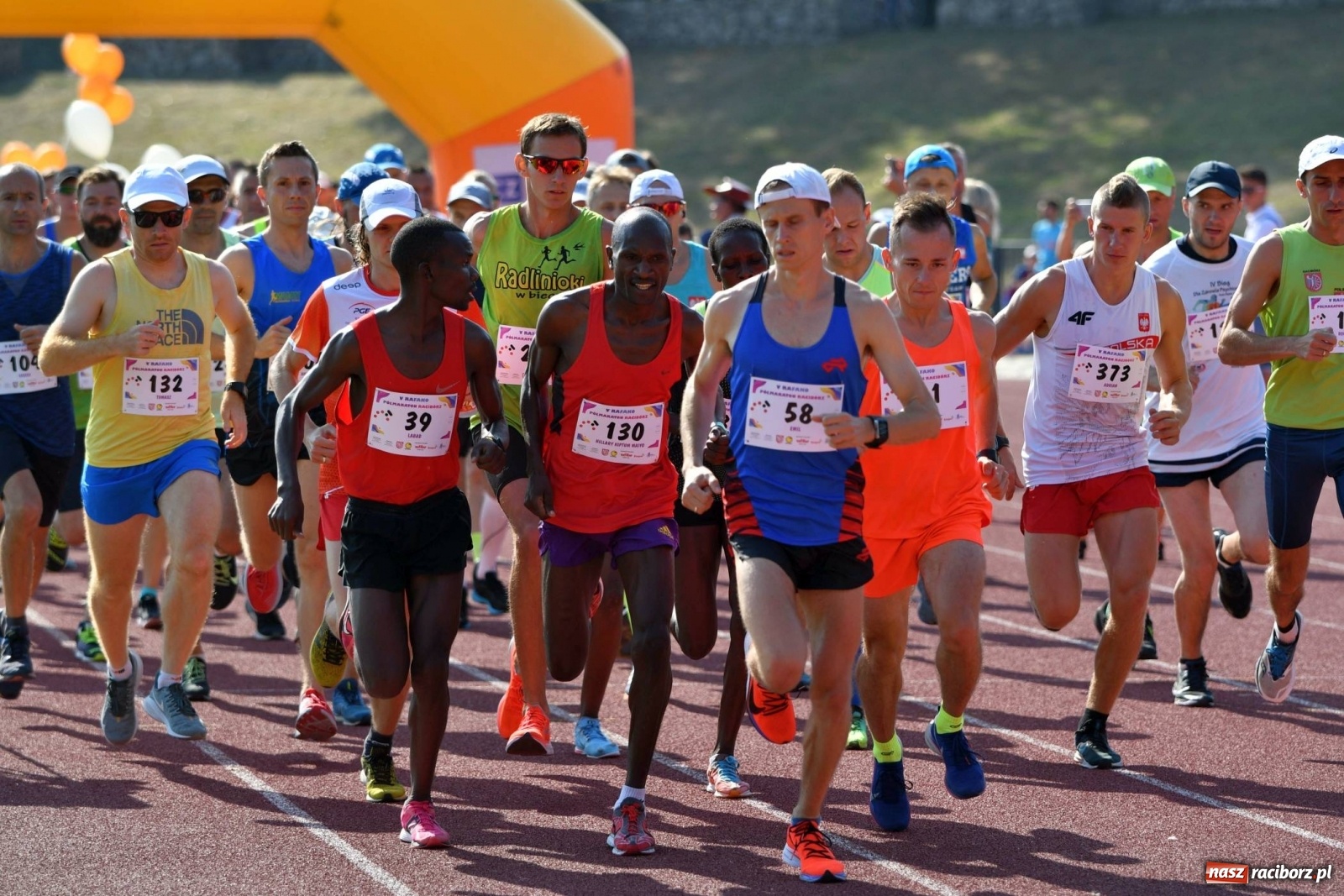 Zdjęcie w galerii na portalu naszraciborz.pl: Poznajcie śmiałków V Półmaratonu Rafako [FOTO] wiadomości z regionu