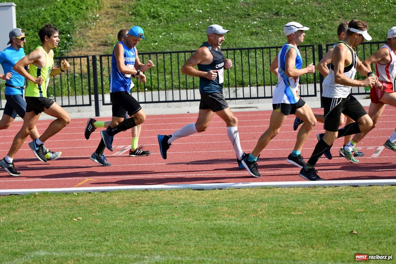 Zdjęcie w galerii na portalu naszraciborz.pl: Poznajcie śmiałków V Półmaratonu Rafako [FOTO] wiadomości z regionu