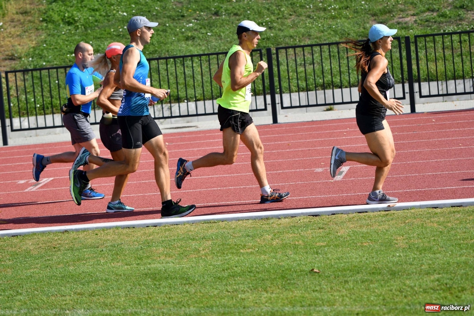 Zdjęcie w galerii na portalu naszraciborz.pl: Poznajcie śmiałków V Półmaratonu Rafako [FOTO] wiadomości z regionu