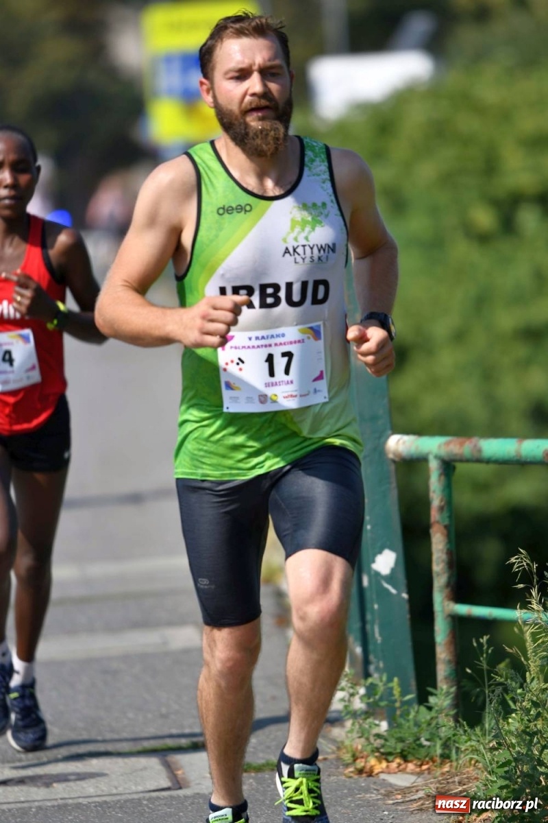 Zdjęcie w galerii na portalu naszraciborz.pl: Poznajcie śmiałków V Półmaratonu Rafako [FOTO] wiadomości z regionu