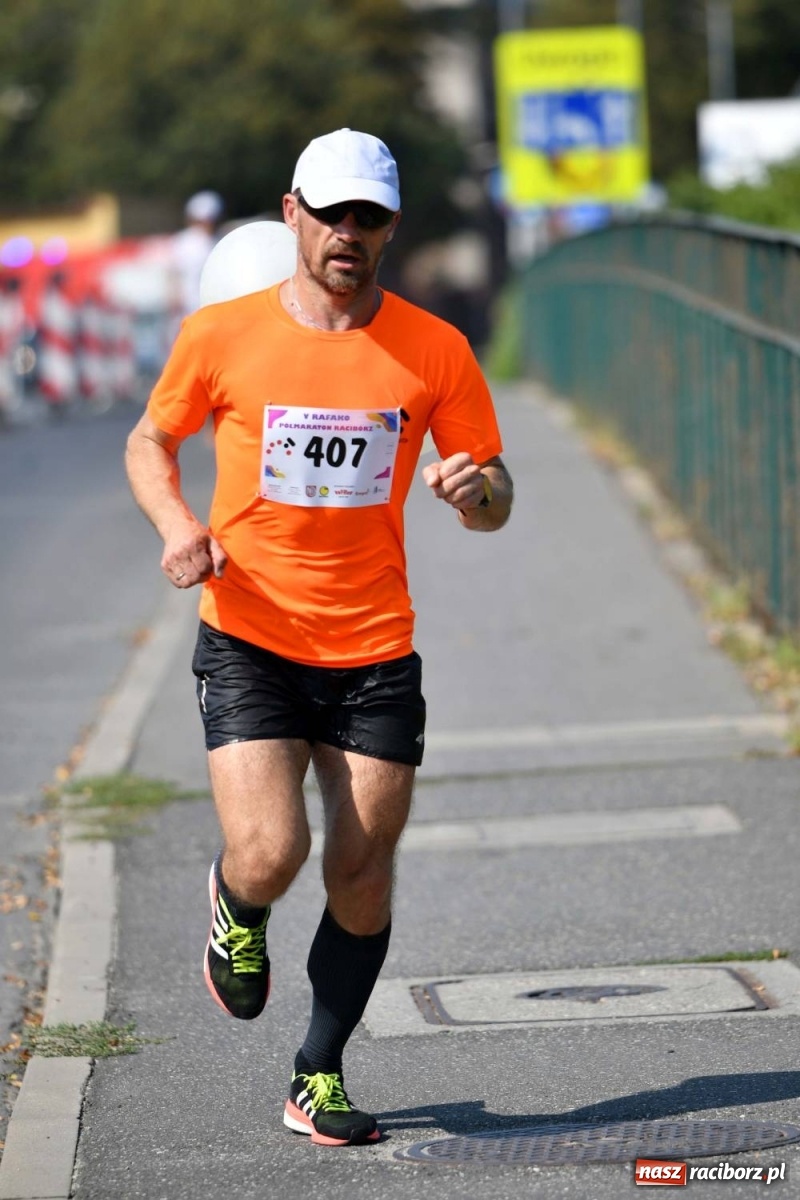 Zdjęcie w galerii na portalu naszraciborz.pl: Poznajcie śmiałków V Półmaratonu Rafako [FOTO] wiadomości z regionu