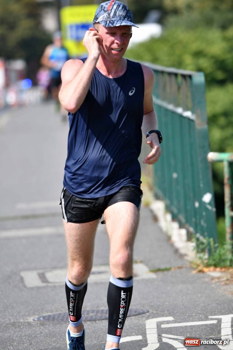 Zdjęcie w galerii na portalu naszraciborz.pl: Poznajcie śmiałków V Półmaratonu Rafako [FOTO] wiadomości z regionu