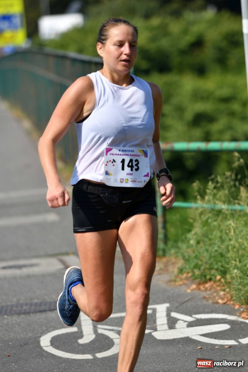 Zdjęcie w galerii na portalu naszraciborz.pl: Poznajcie śmiałków V Półmaratonu Rafako [FOTO] wiadomości z regionu