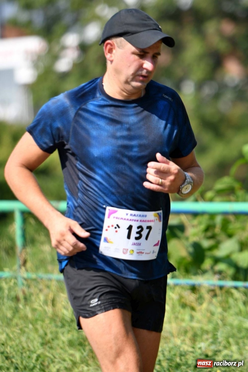 Zdjęcie w galerii na portalu naszraciborz.pl: Poznajcie śmiałków V Półmaratonu Rafako [FOTO] wiadomości z regionu