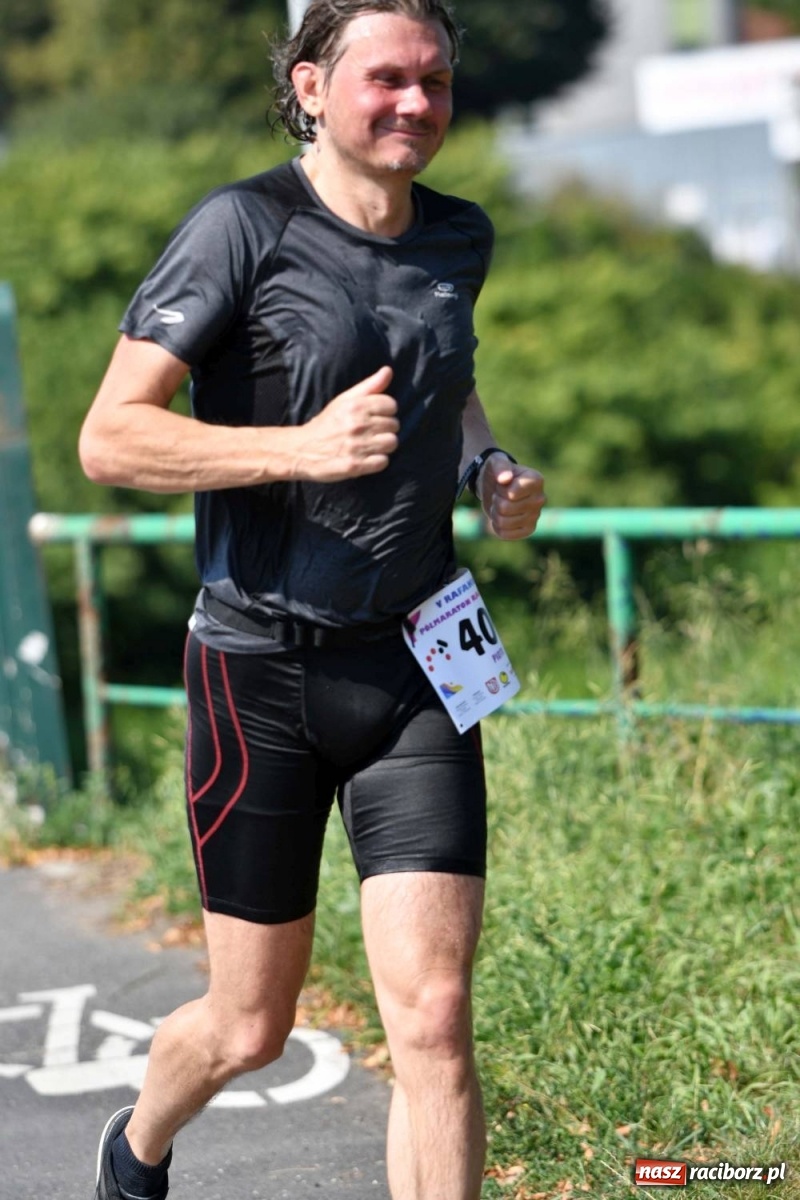 Zdjęcie w galerii na portalu naszraciborz.pl: Poznajcie śmiałków V Półmaratonu Rafako [FOTO] wiadomości z regionu