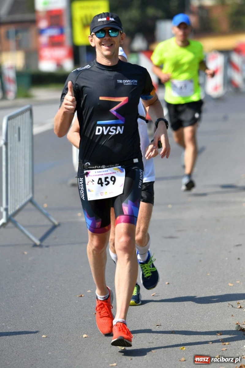 Zdjęcie w galerii na portalu naszraciborz.pl: Poznajcie śmiałków V Półmaratonu Rafako [FOTO] wiadomości z regionu