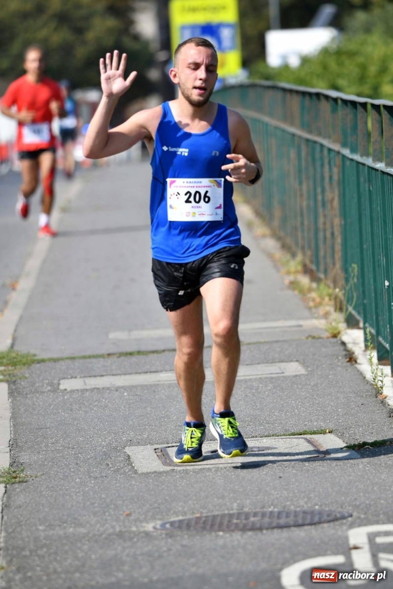 Zdjęcie w galerii na portalu naszraciborz.pl: Poznajcie śmiałków V Półmaratonu Rafako [FOTO] wiadomości z regionu