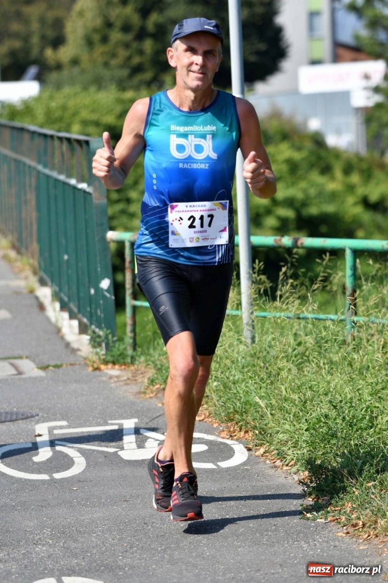 Zdjęcie w galerii na portalu naszraciborz.pl: Poznajcie śmiałków V Półmaratonu Rafako [FOTO] wiadomości z regionu