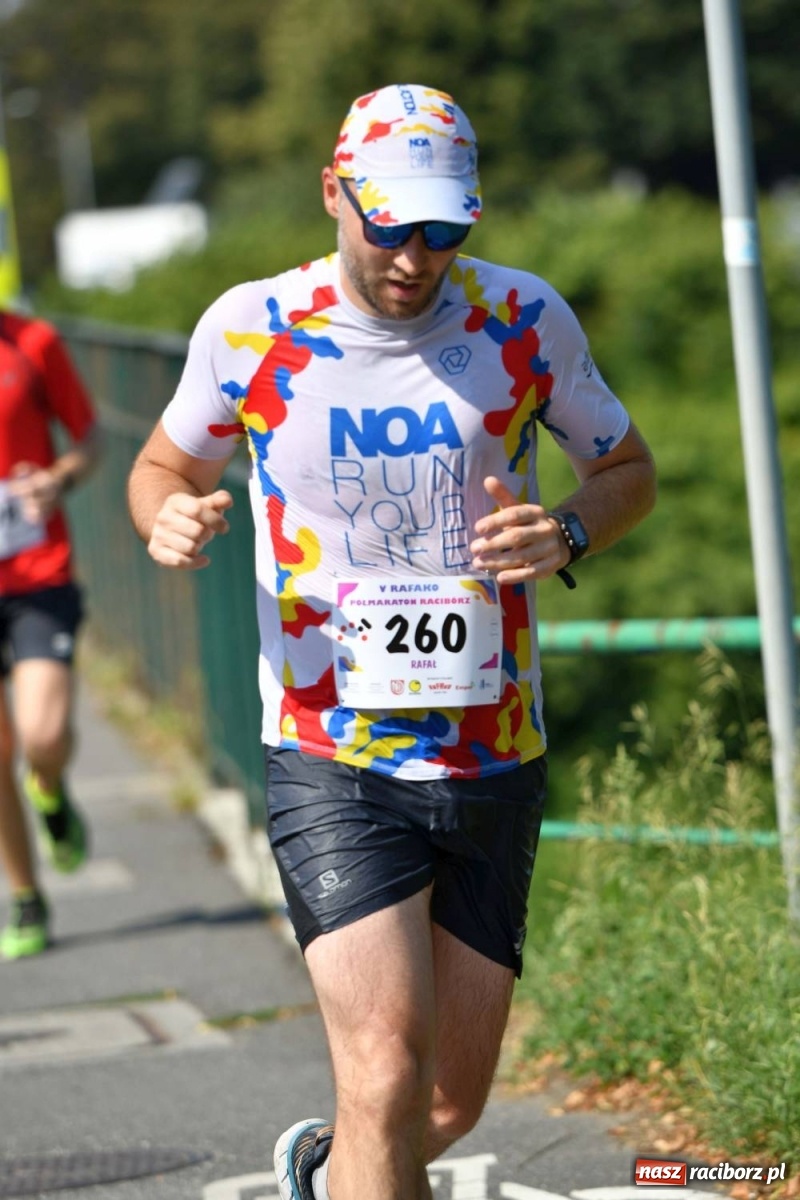 Zdjęcie w galerii na portalu naszraciborz.pl: Poznajcie śmiałków V Półmaratonu Rafako [FOTO] wiadomości z regionu