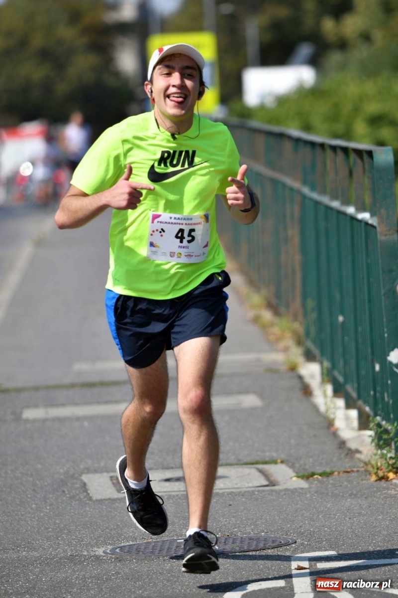 Zdjęcie w galerii na portalu naszraciborz.pl: Poznajcie śmiałków V Półmaratonu Rafako [FOTO] wiadomości z regionu