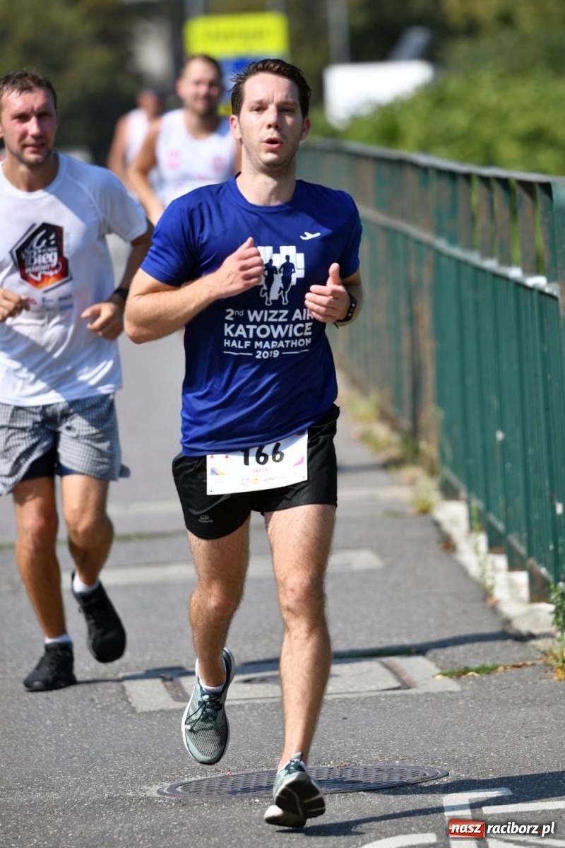 Zdjęcie w galerii na portalu naszraciborz.pl: Poznajcie śmiałków V Półmaratonu Rafako [FOTO] wiadomości z regionu