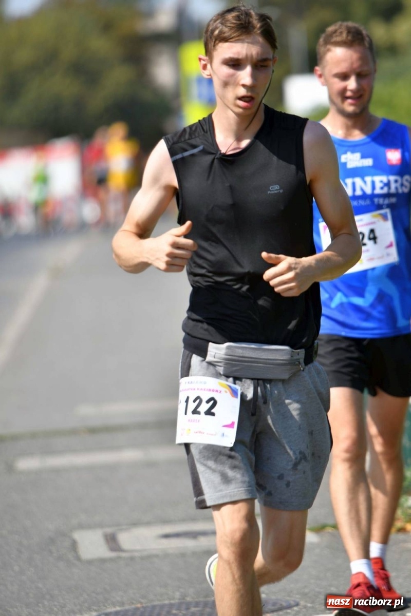 Zdjęcie w galerii na portalu naszraciborz.pl: Poznajcie śmiałków V Półmaratonu Rafako [FOTO] wiadomości z regionu