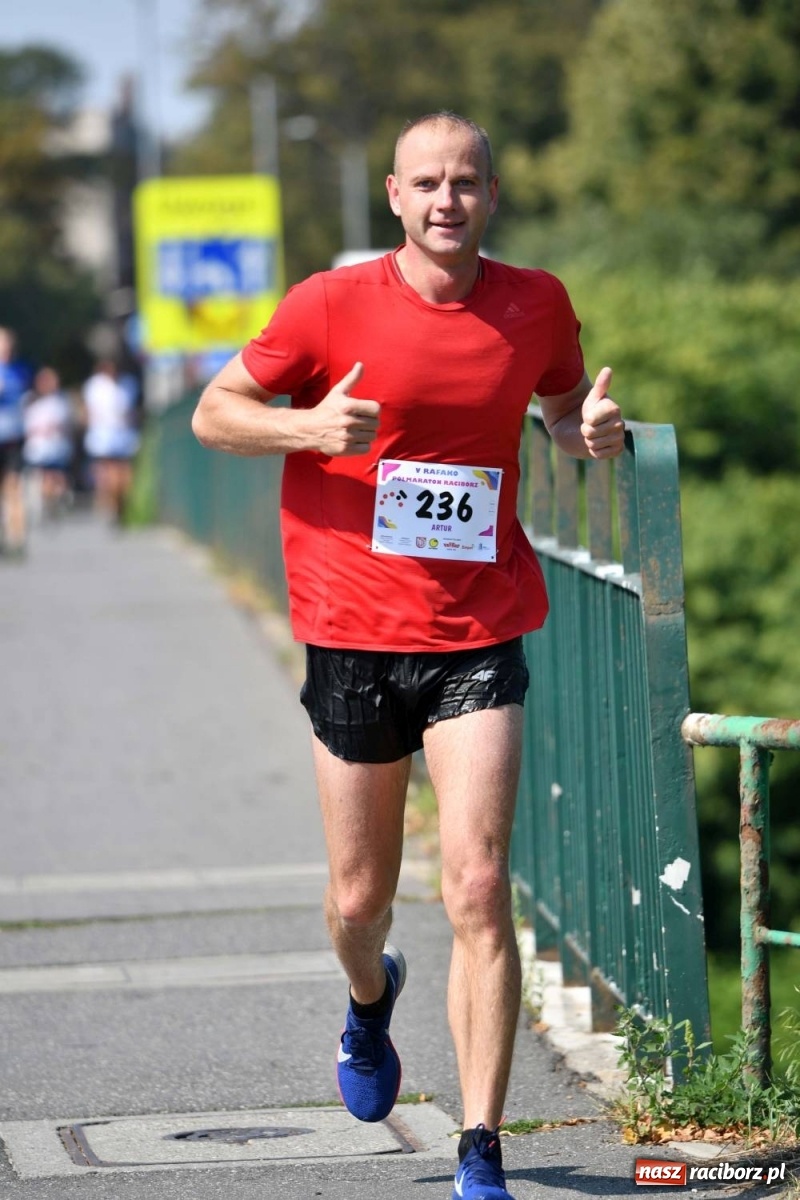 Zdjęcie w galerii na portalu naszraciborz.pl: Poznajcie śmiałków V Półmaratonu Rafako [FOTO] wiadomości z regionu