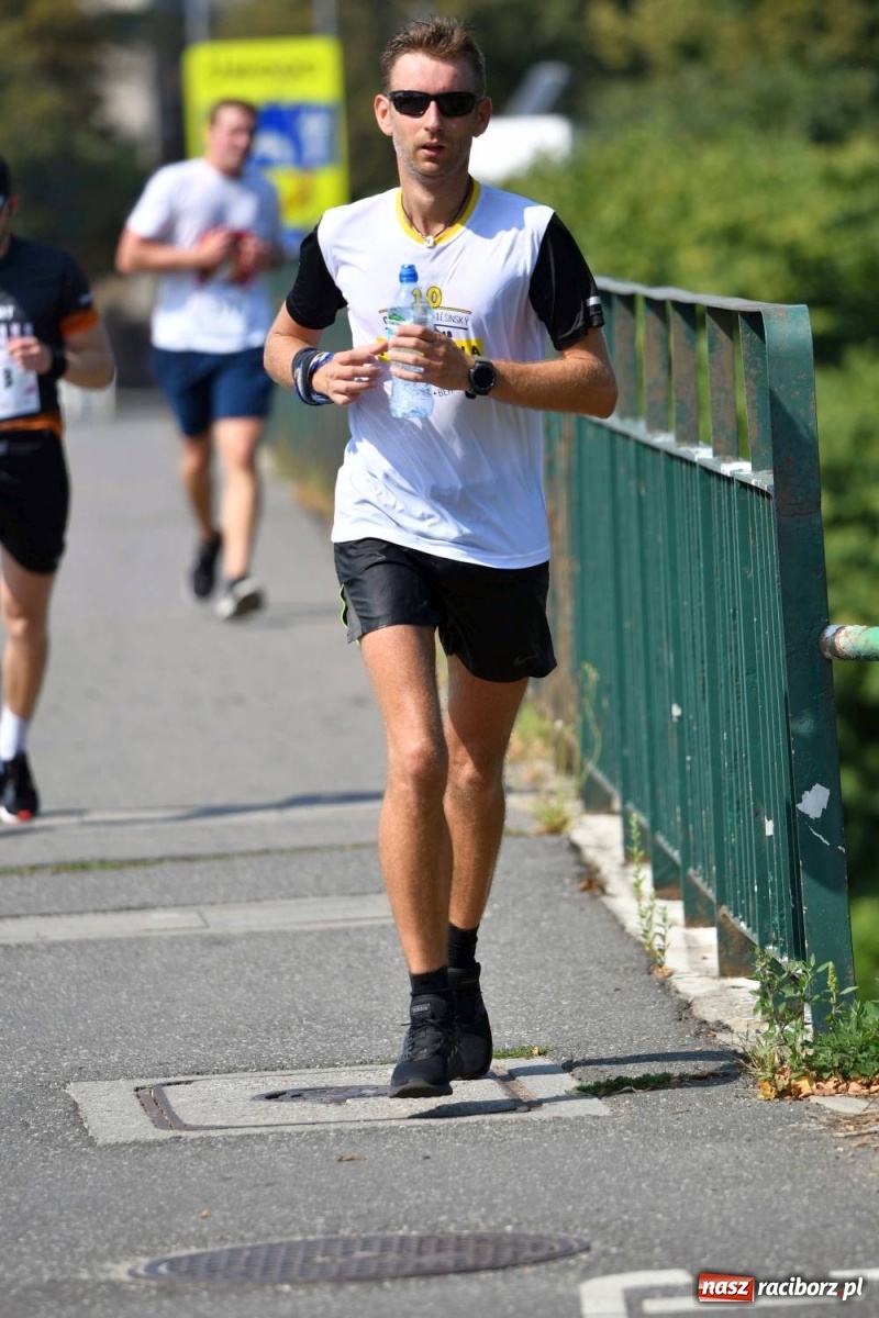 Zdjęcie w galerii na portalu naszraciborz.pl: Poznajcie śmiałków V Półmaratonu Rafako [FOTO] wiadomości z regionu