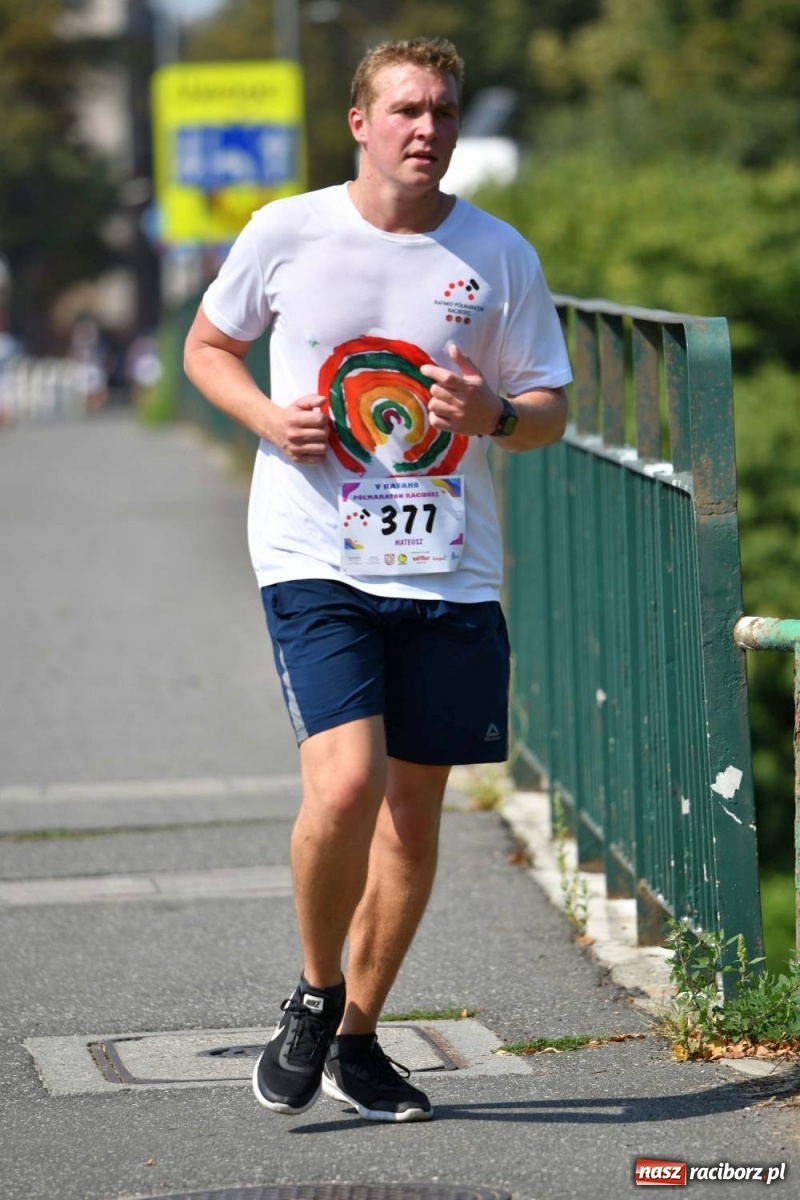 Zdjęcie w galerii na portalu naszraciborz.pl: Poznajcie śmiałków V Półmaratonu Rafako [FOTO] wiadomości z regionu