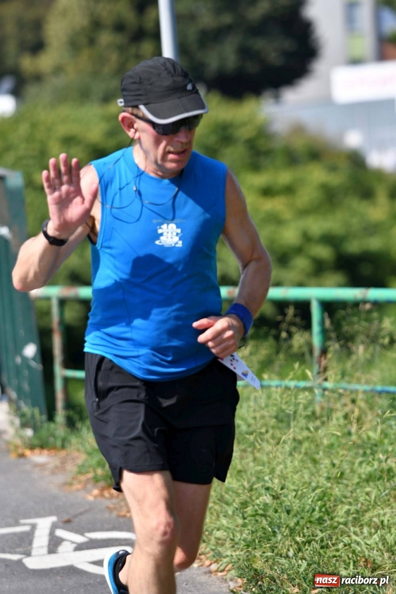 Zdjęcie w galerii na portalu naszraciborz.pl: Poznajcie śmiałków V Półmaratonu Rafako [FOTO] wiadomości z regionu