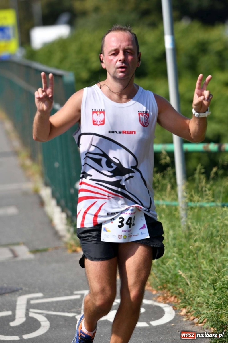Zdjęcie w galerii na portalu naszraciborz.pl: Poznajcie śmiałków V Półmaratonu Rafako [FOTO] wiadomości z regionu